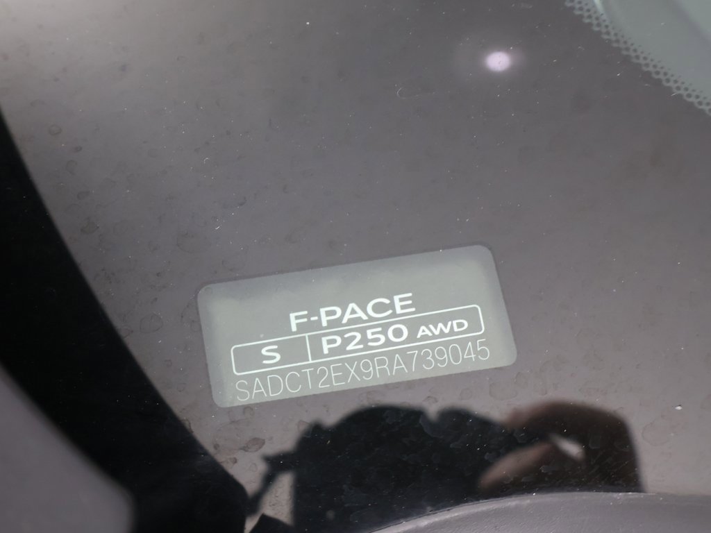 Used 2024 Jaguar F-PACE R-Dynamic S image 62