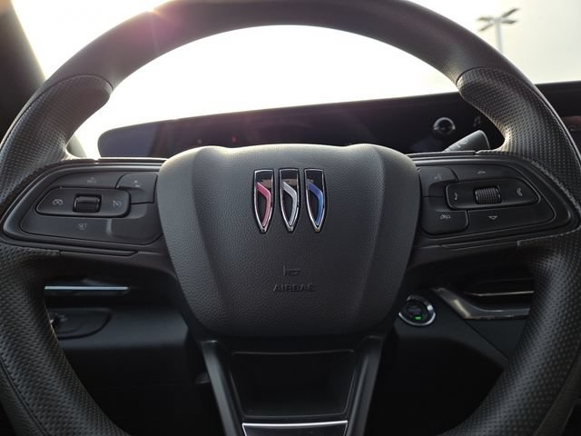 Used 2024 Buick Envista Sport Touring FWD image 22