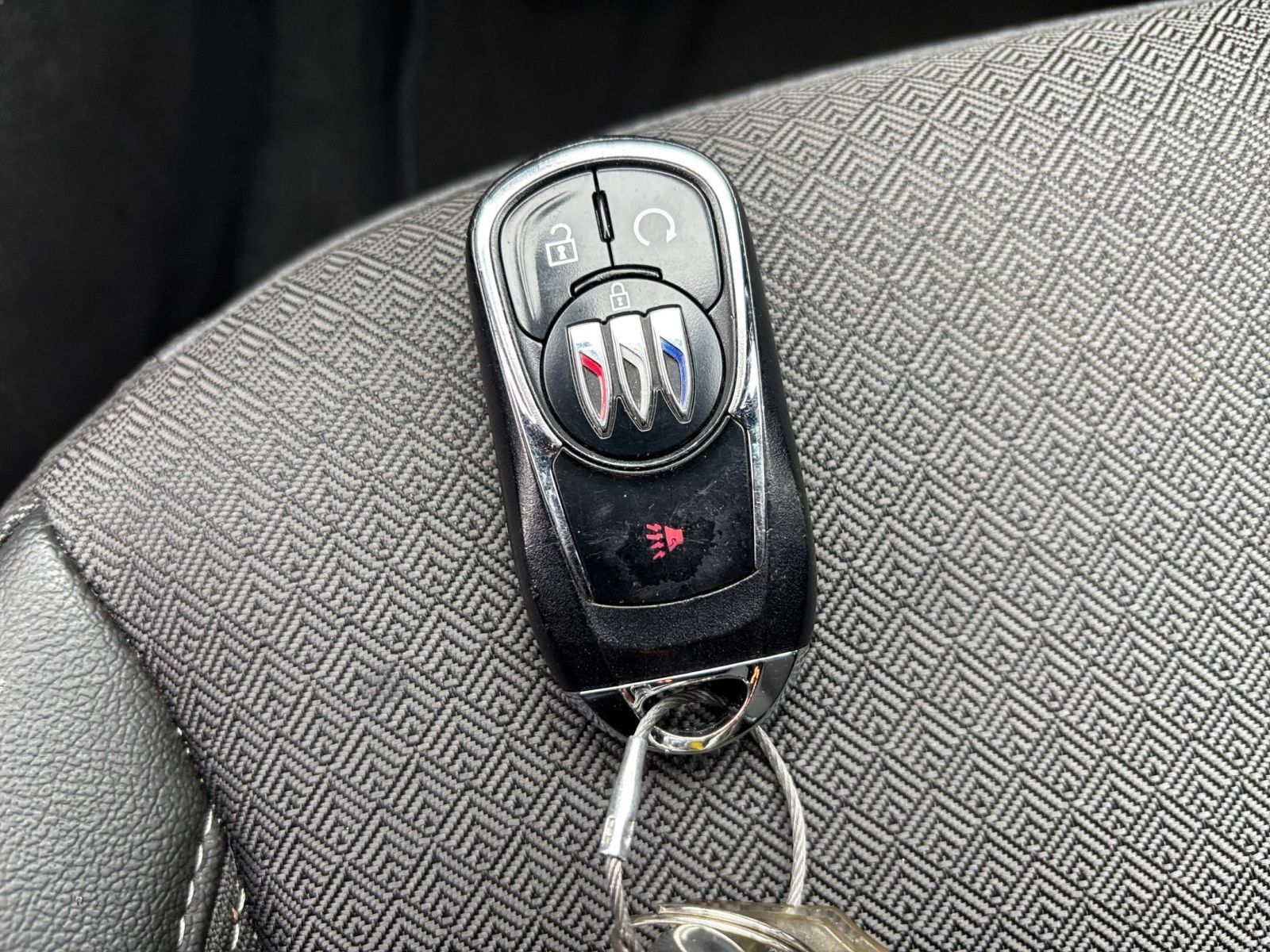 Used 2025 Buick Encore GX Preferred FWD image 22