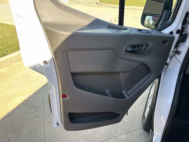 Used 2023 Ford Transit 350 XLT image 21