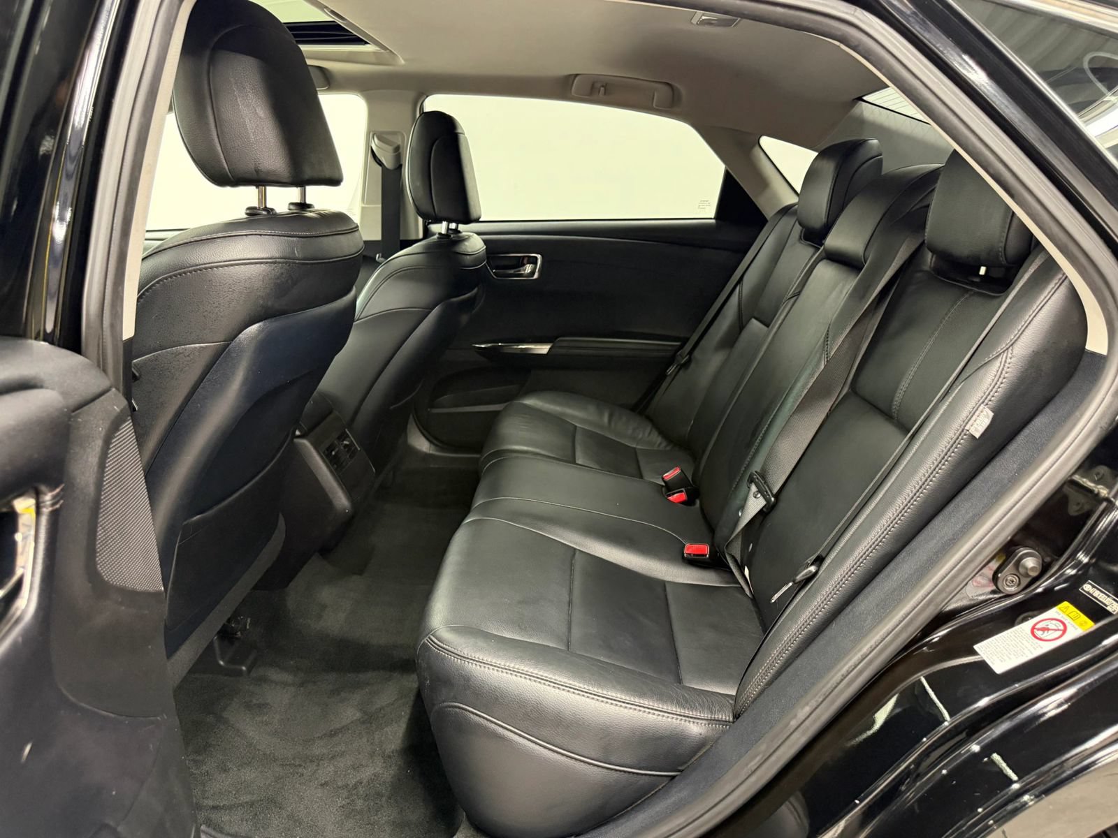 Used 2018 Toyota Avalon XLE Premium FWD image 18