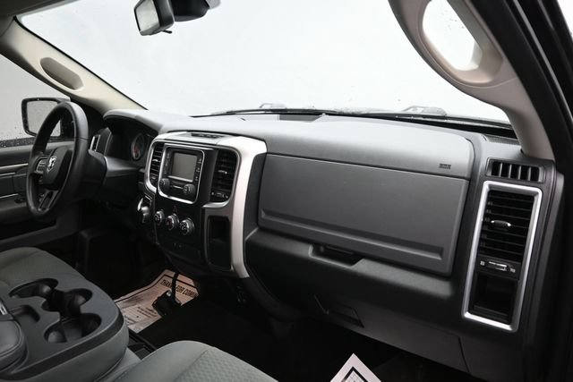 Used 2016 RAM 1500 Classic SLT AWD/4WD image 8
