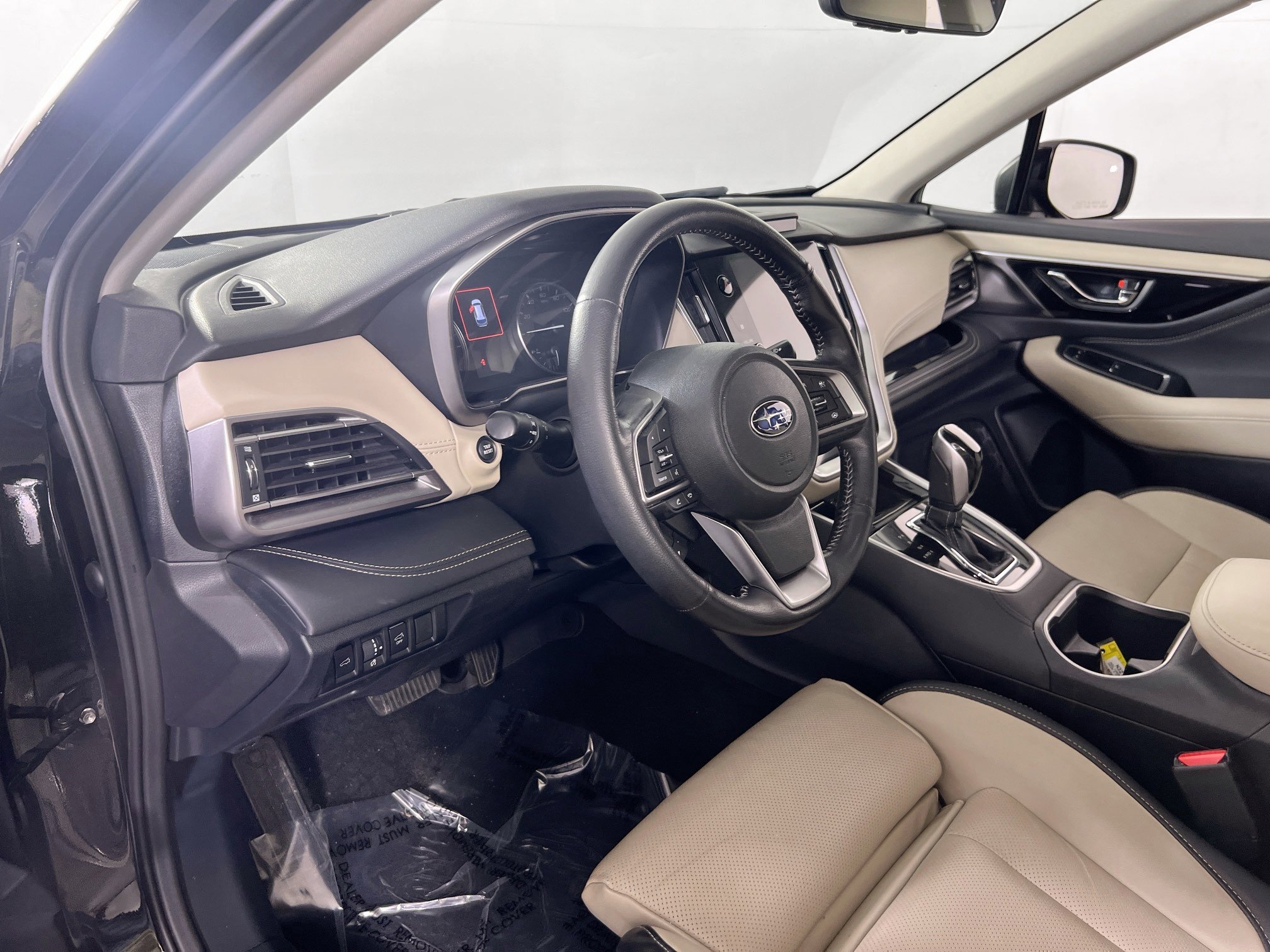 Used 2022 Subaru Outback Limited image 9