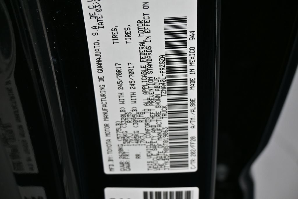 Used 2025 Toyota Tacoma SR5 RWD image 17