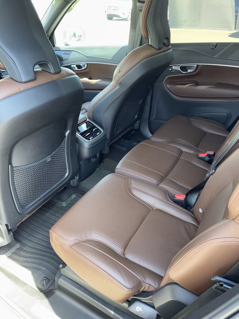 Used 2024 Volvo XC90 B6 Ultimate w/ Protection Package Premier AWD/4WD image 18