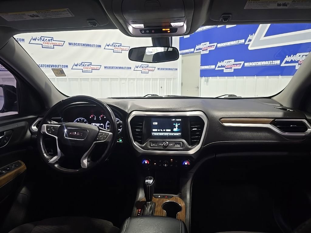 Used 2017 GMC Acadia SLE image 26