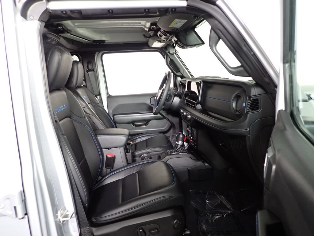 Used 2024 Jeep Wrangler Unlimited Rubicon 4xe w/ Convenience Group AWD/4WD image 36