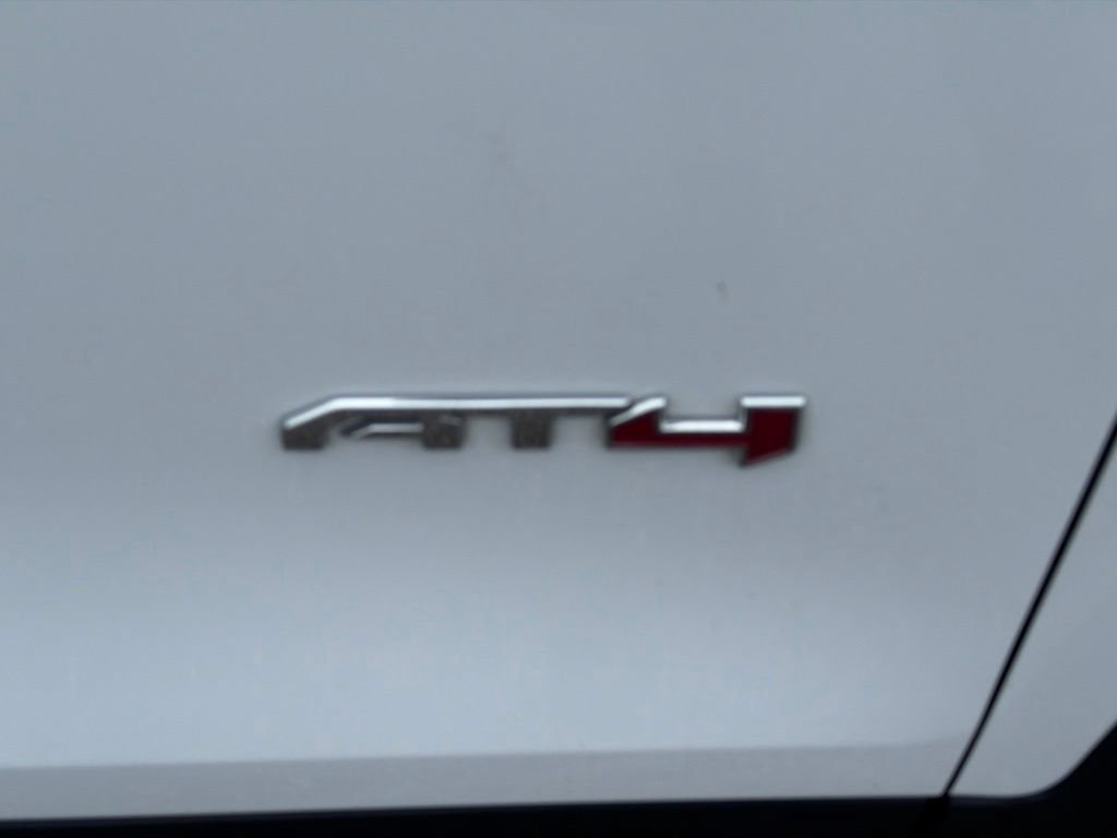 Certified 2023 GMC Terrain AT4 w/ Tech Package AWD/4WD image 14