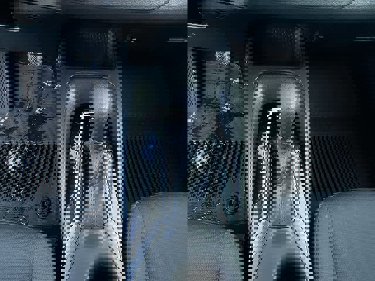 Used 2023 Toyota Corolla LE w/ LE Convenience Package image 20