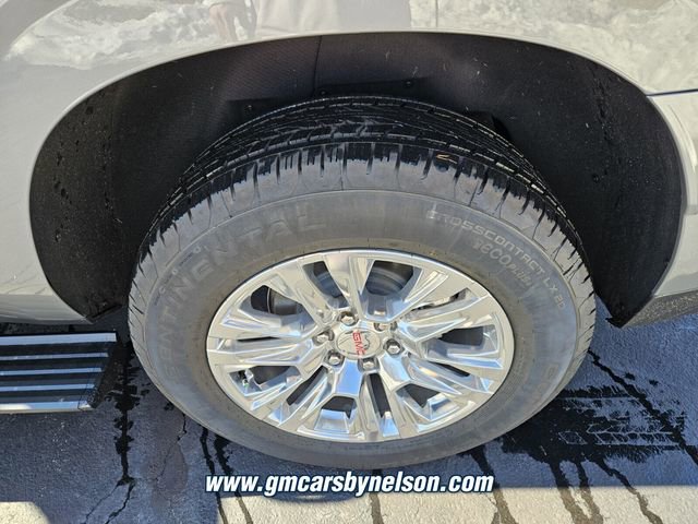 New 2026 GMC Yukon XL Denali w/ Sun & Power Step Package image 8