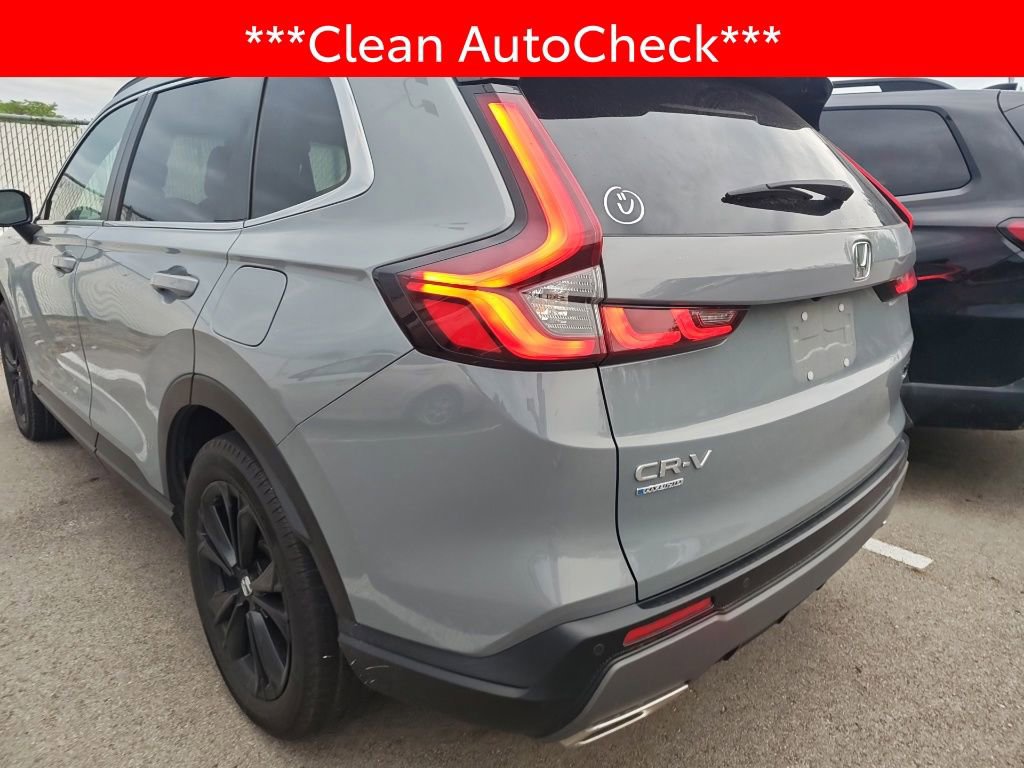 Used 2024 Honda CR-V Sport Touring image 4