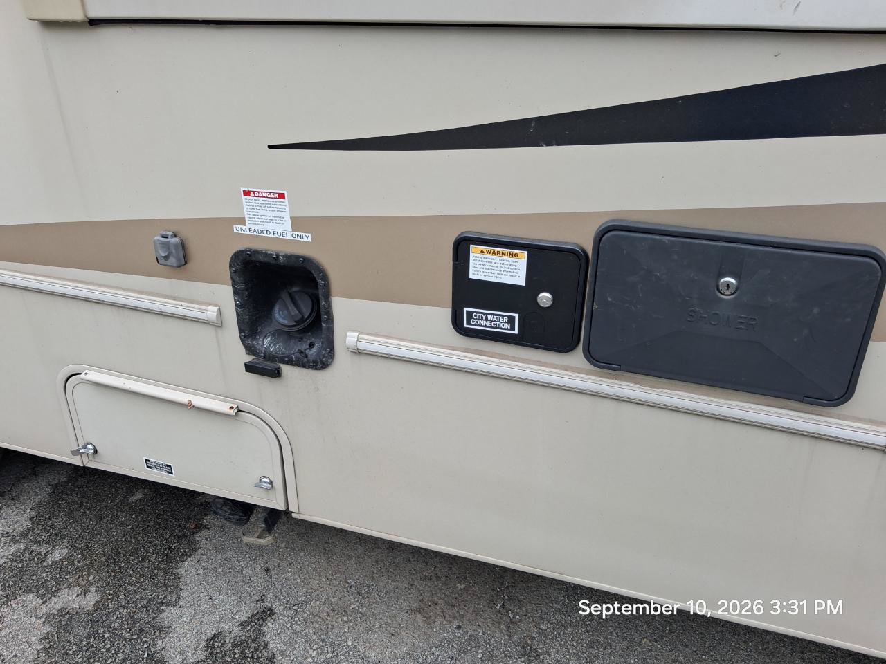 Used 2018 Ford E-450 and Econoline 450 Super Duty w/ Motorhome Prep Package RWD image 19