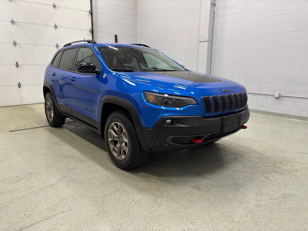 Used 2022 Jeep Cherokee Trailhawk AWD/4WD image 2