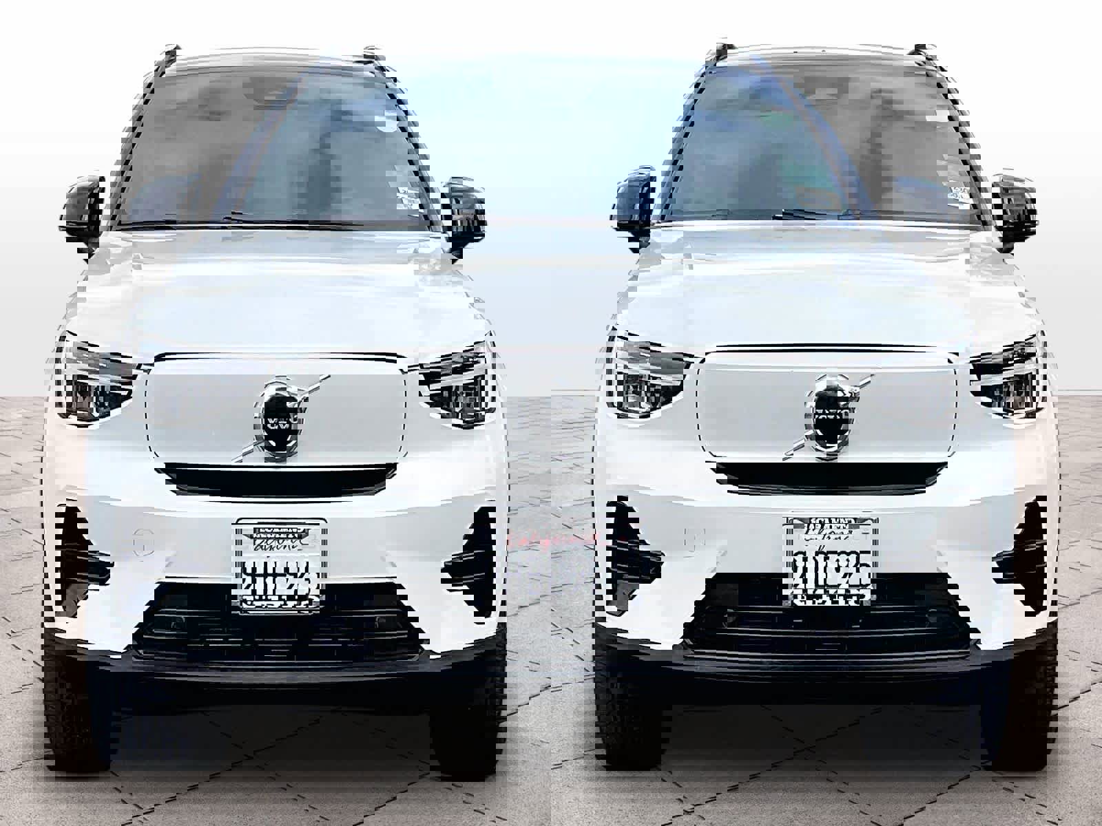 Used 2023 Volvo XC40 Recharge Core w/ Protection Package Premier image 3