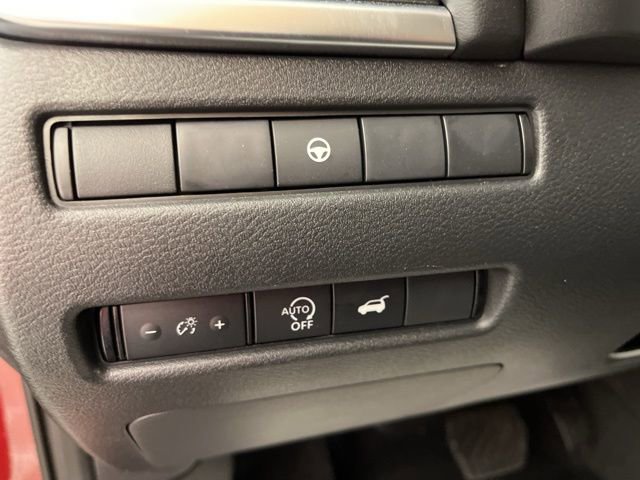 Used 2026 Nissan Rogue SV image 30