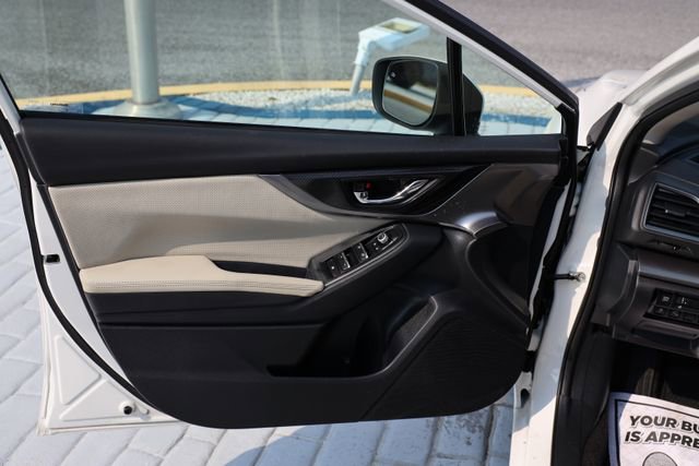 Used 2017 Subaru Impreza 2.0i Limited w/ Moonroof/BSD & Rcta/Eyesight image 12