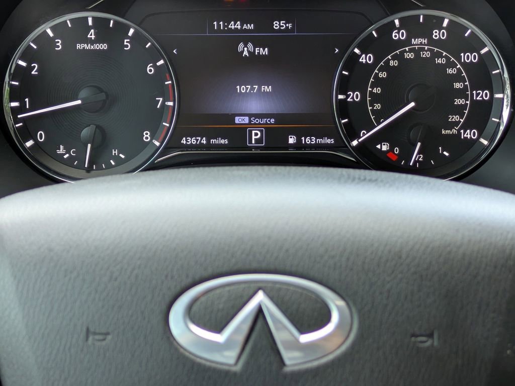 Used 2023 INFINITI QX80 Premium Select w/ All-Season Package RWD image 29