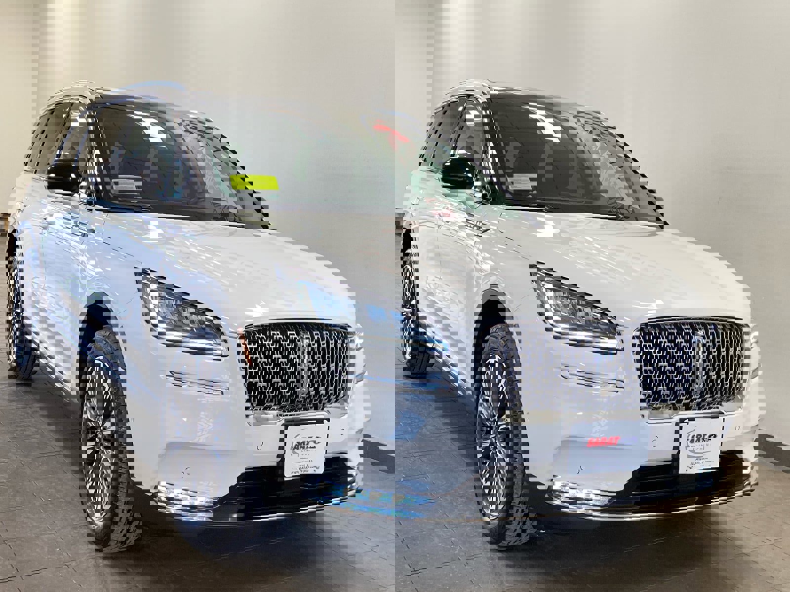 Used 2020 Lincoln Corsair Reserve w/ Equipment Group 201A image 2