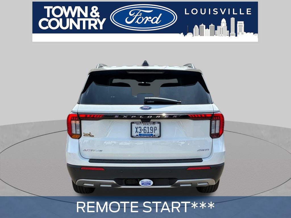 Used 2025 Ford Explorer Active w/ Active Comfort Package AWD/4WD image 4