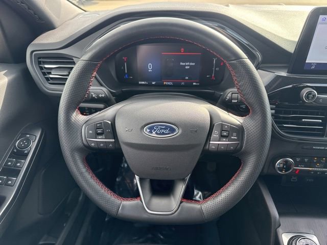 Used 2025 Ford Escape ST-Line Select image 12