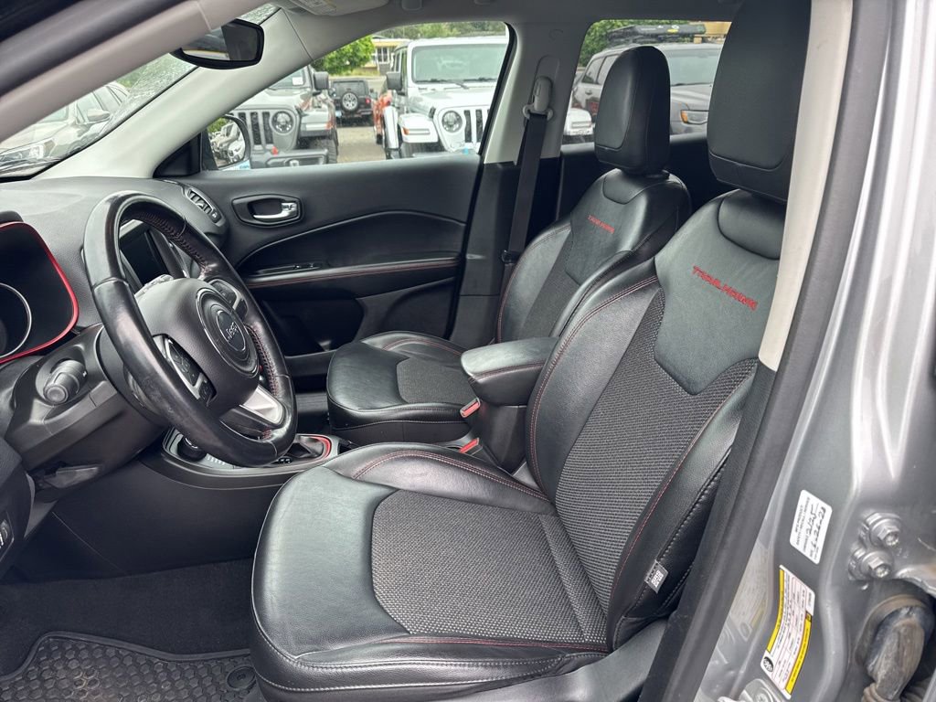 Used 2020 Jeep Compass Trailhawk AWD/4WD image 6