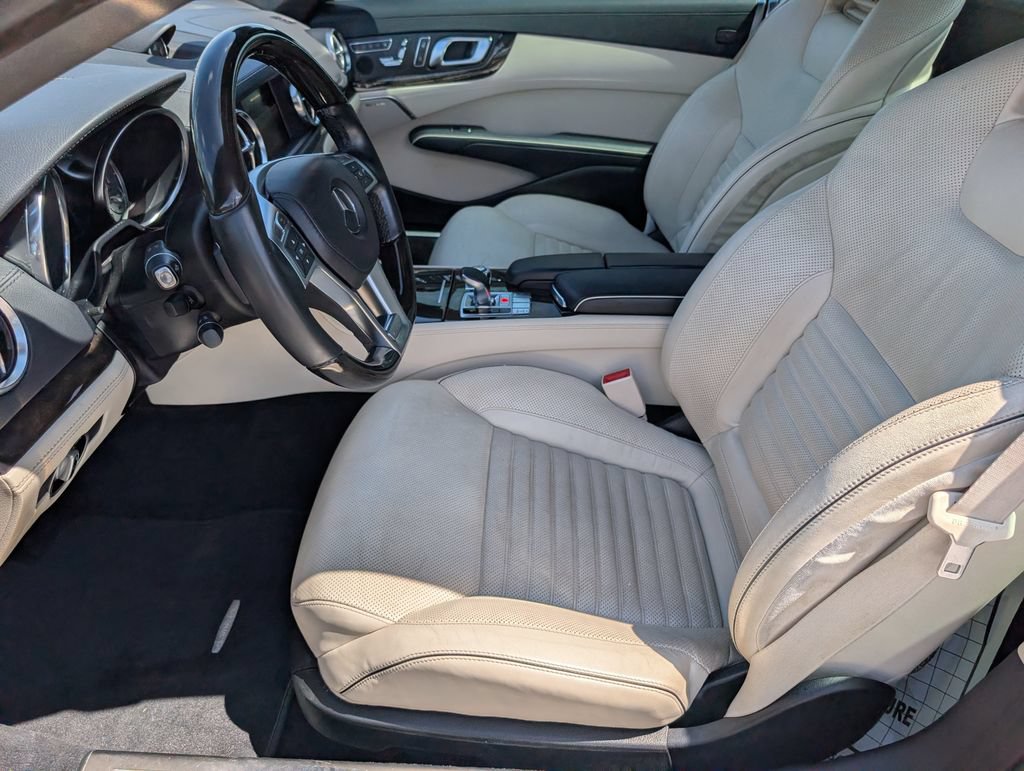 Used 2015 Mercedes-Benz SL 400 image 12