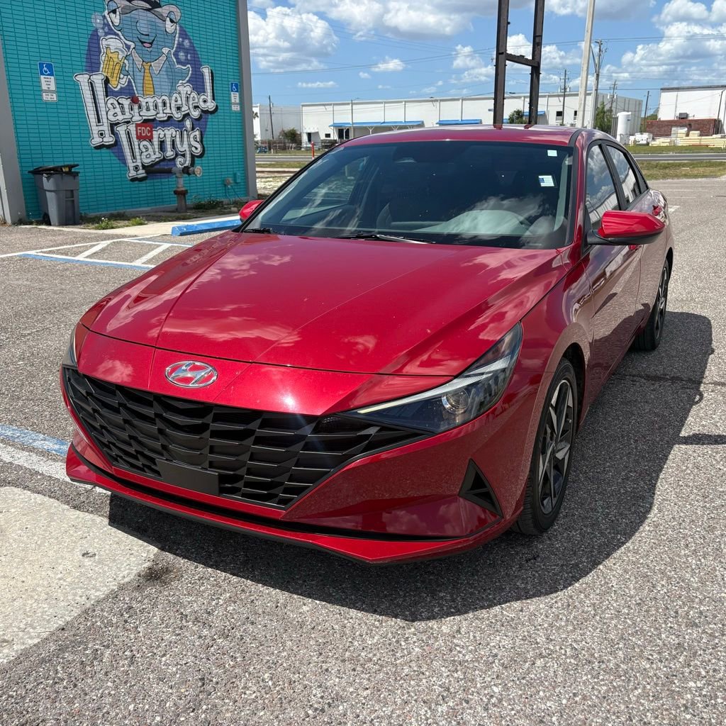 Used 2023 Hyundai Elantra SEL w/ Convenience Package image 7