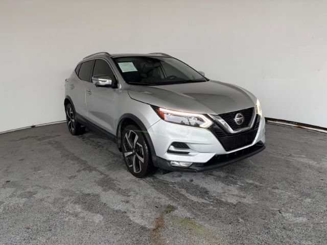Used 2022 Nissan Rogue Sport SL w/ Premium Package AWD/4WD image 2