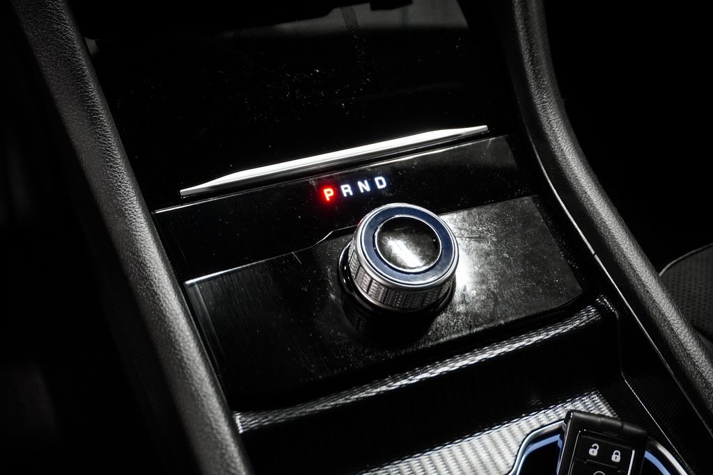 Used 2024 Jeep Grand Cherokee L Laredo image 28