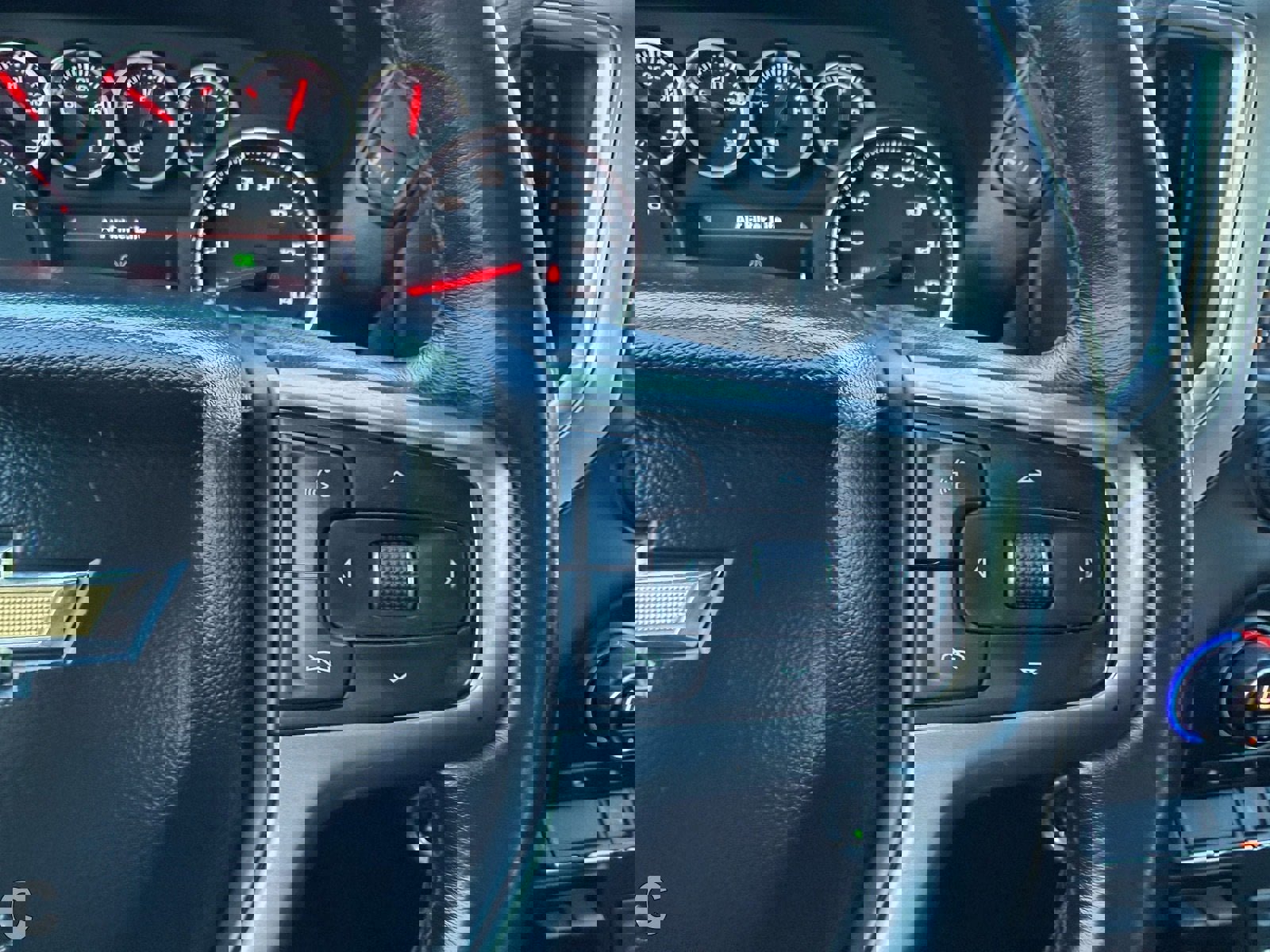 Used 2020 Chevrolet Silverado 1500 LT w/ All-Star Edition image 27