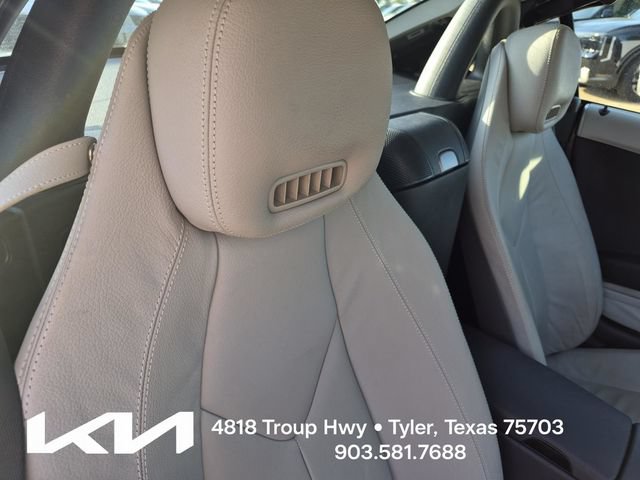 Used 2010 Mercedes-Benz SLK 300 image 14