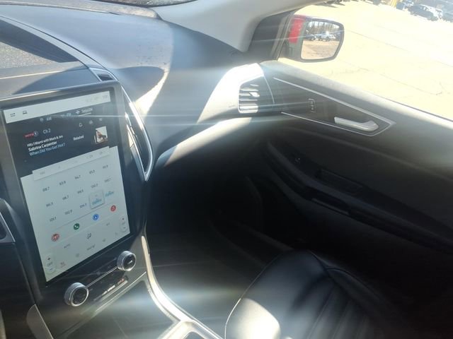 Used 2024 Ford Edge SEL w/ Convenience Package image 23