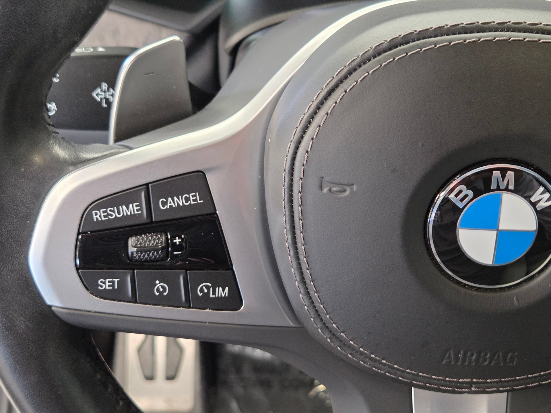 Used 2023 BMW X5 xDrive40i w/ M Sport Package AWD/4WD image 17