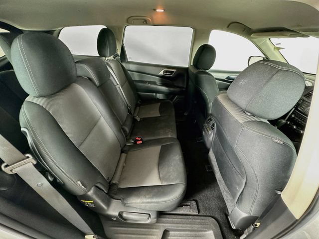 Used 2018 Nissan Pathfinder S FWD image 29