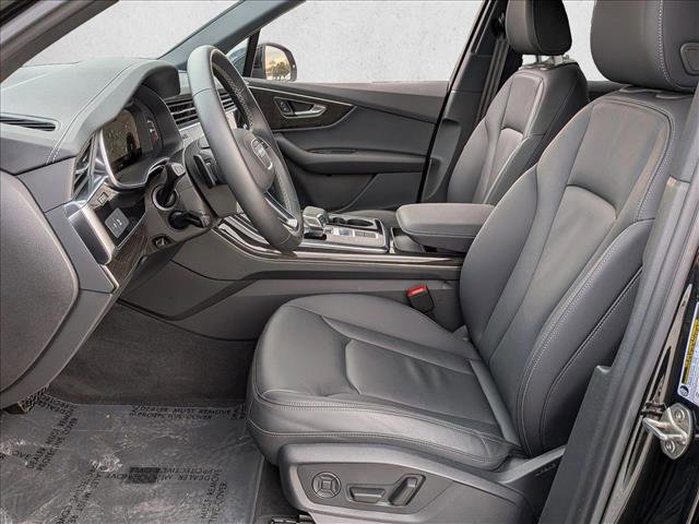 Certified 2025 Audi Q7 3.0T Premium w/ Convenience Package image 17