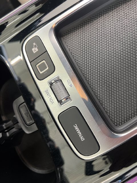 Used 2025 Mercedes-Benz EQB 300 4MATIC image 29