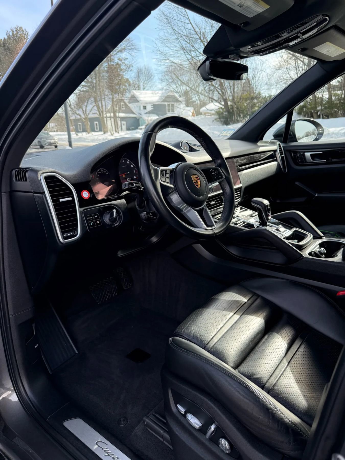 Used 2021 Porsche Cayenne AWD/4WD image 19