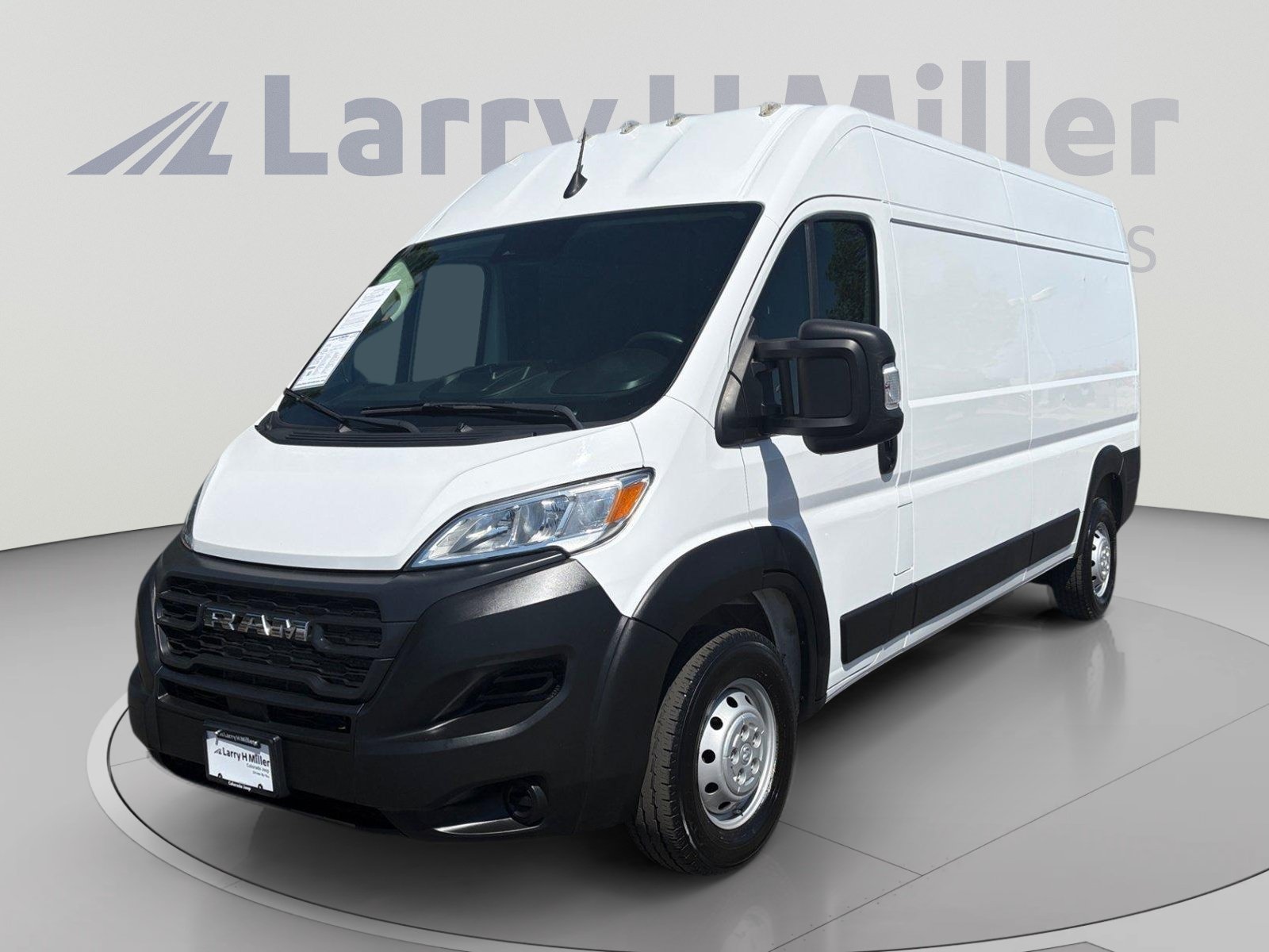 Used 2023 RAM ProMaster 2500 FWD image 1