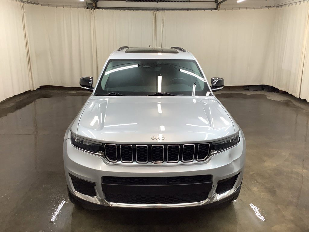 Used 2021 Jeep Grand Cherokee L Limited AWD/4WD image 3