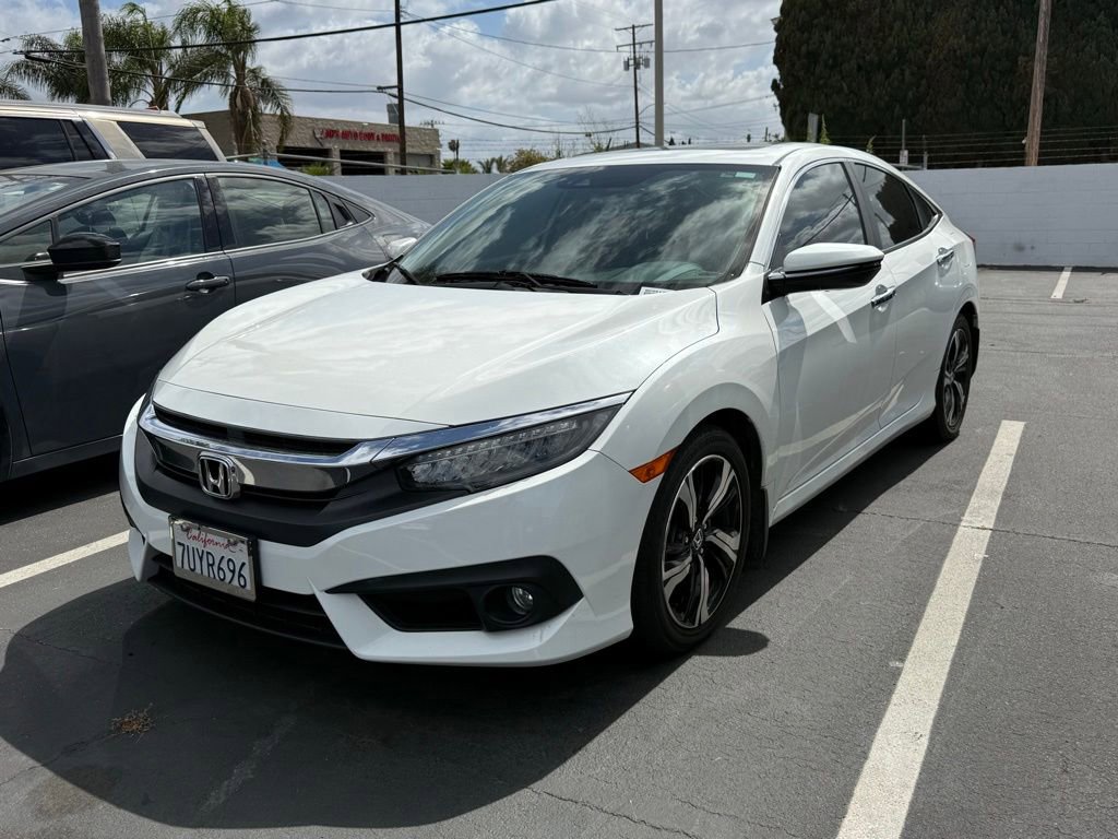 Used 2016 Honda Civic Touring image 2
