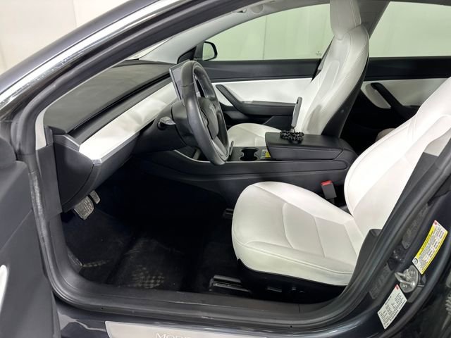 Used 2018 Tesla Model 3 Long Range image 11