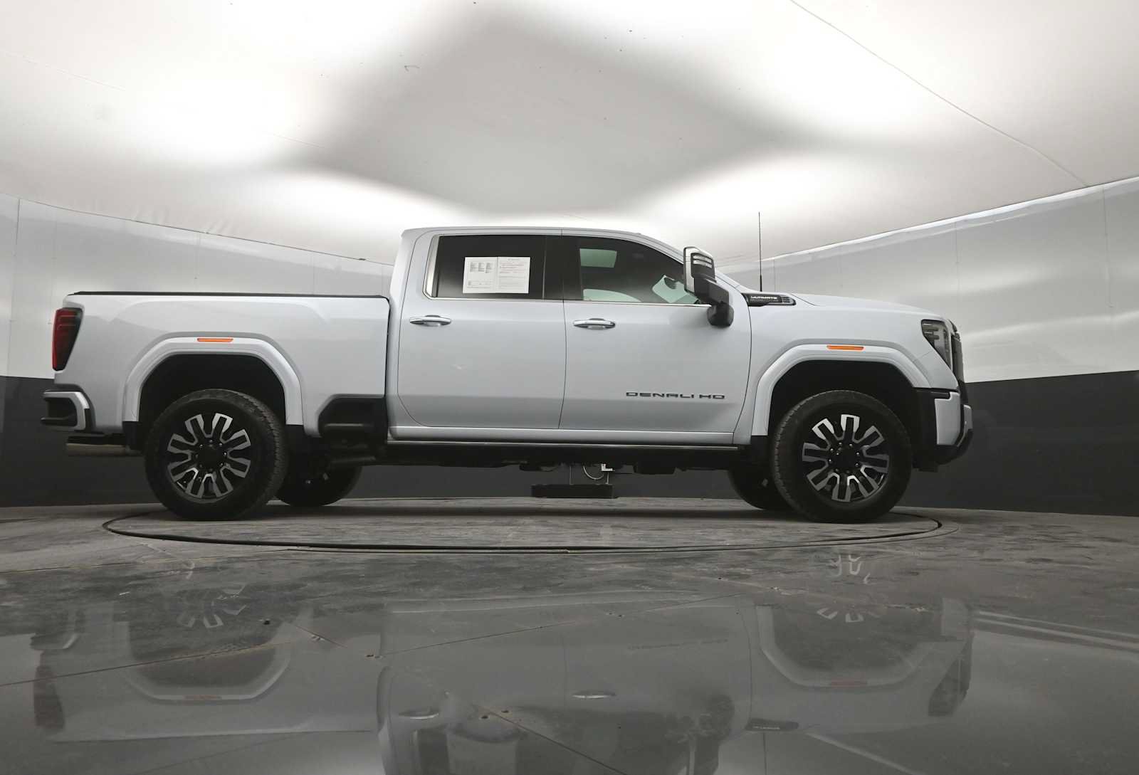 Used 2026 GMC Sierra 2500 Denali Ultimate AWD/4WD image 41