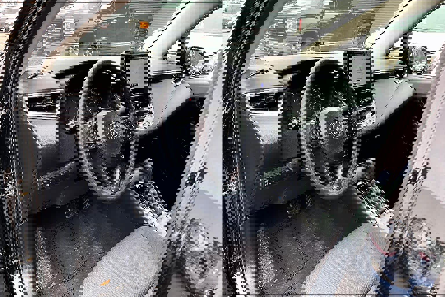 Used 2024 Toyota Corolla LE image 17