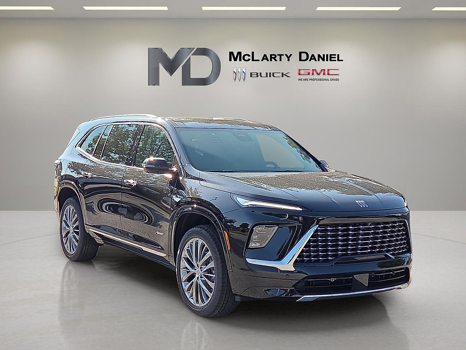New 2026 Buick Enclave Avenir w/ Super Cruise Package AWD/4WD image 1