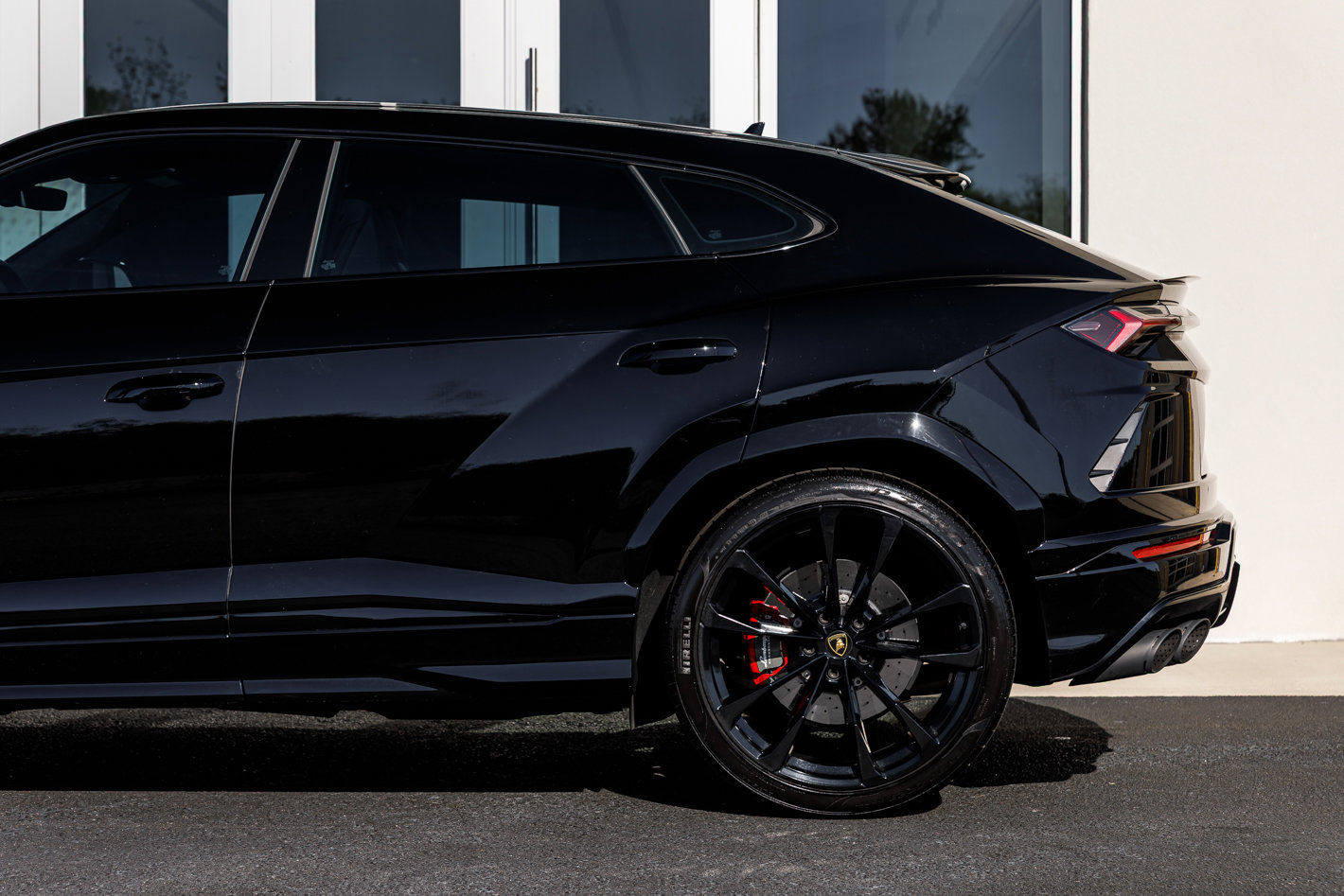 Used 2022 Lamborghini Urus image 6