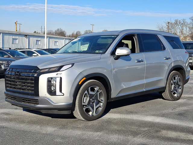 Certified 2025 Hyundai Palisade SEL image 1