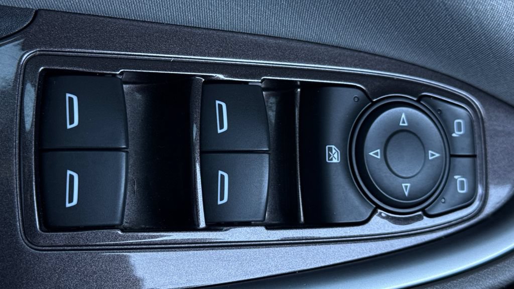 Used 2018 Chevrolet Malibu LS w/ LPO, Convenience Package 1 FWD image 33
