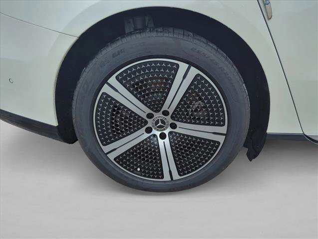 Used 2022 Mercedes-Benz EQS 450+ Sedan image 29