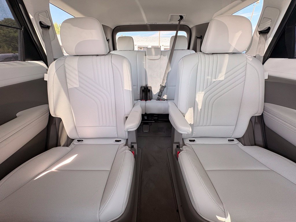 New 2026 Hyundai Palisade FWD Hybrid image 30