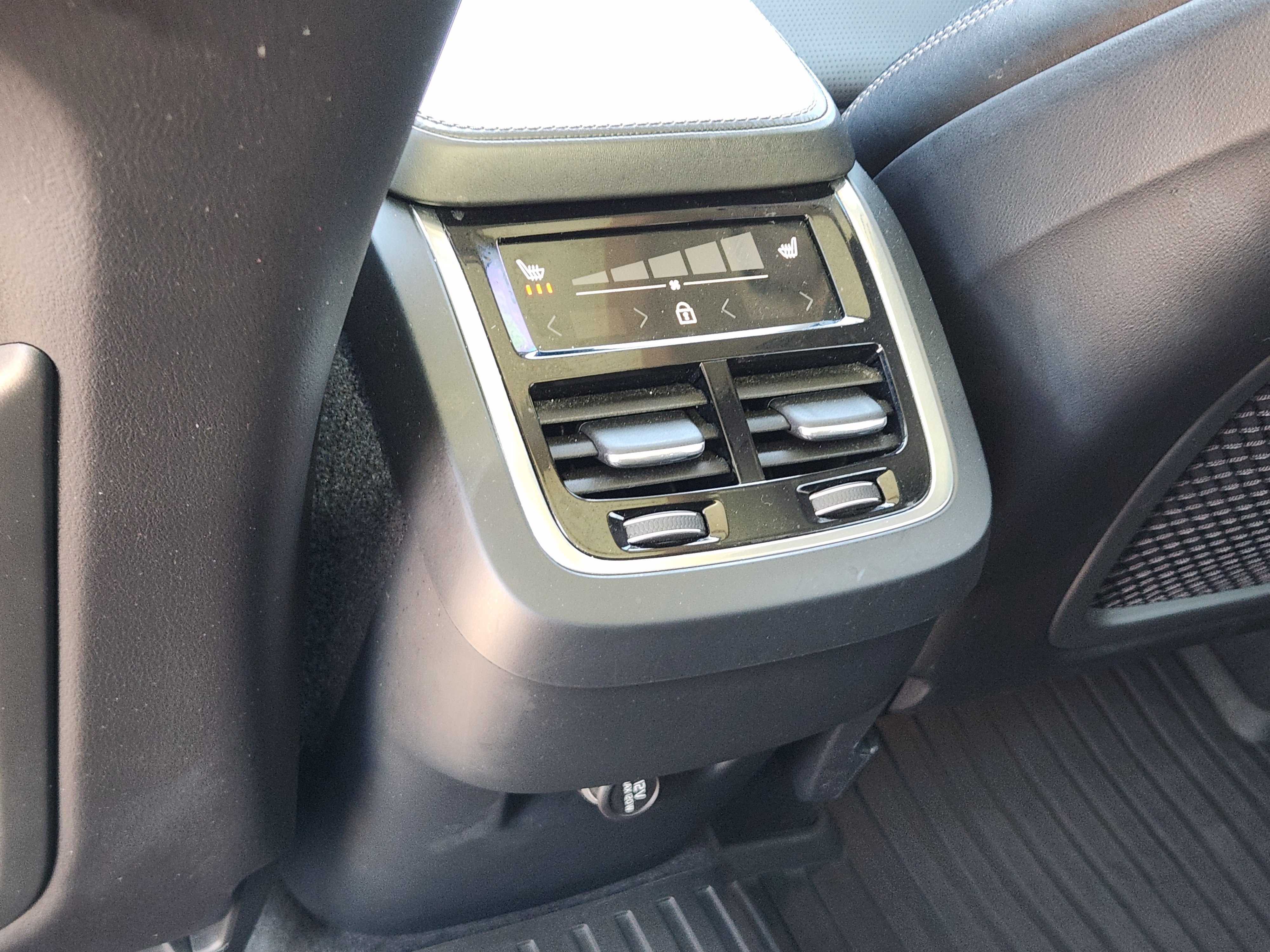 Used 2020 Volvo XC90 T6 Inscription image 40